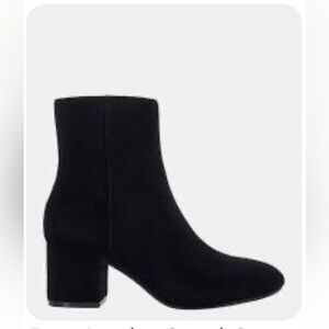 Elegant Black Suede Ankle Boots